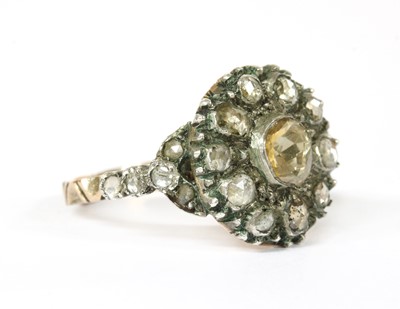 Lot 342 - A rose cut diamond cluster ring
