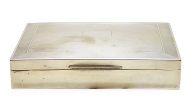 Lot 326 - A silver cigarette box