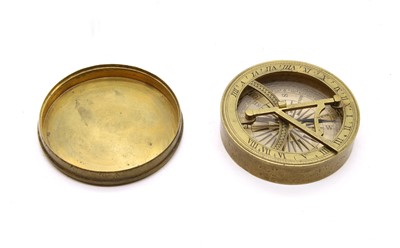 Lot 415 - A George III brass pocket sundial and compass