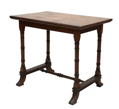 Lot 205 - An oak side table