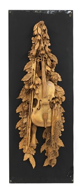 Lot 951 - A carved wall hanging in the style of Grinling Gibbons