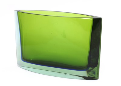 Lot 397 - A Seguso Sommerso green and blue glass vase