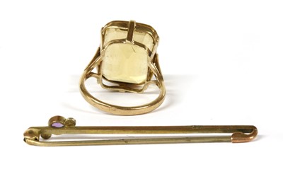 Lot 198 - A gold single stone citrine ring