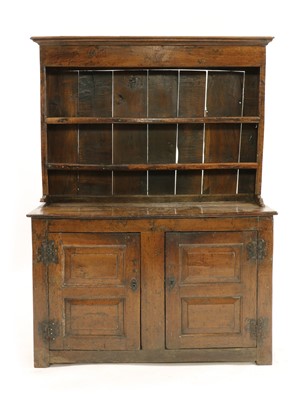 Lot 400 - A 17th century oak dresser