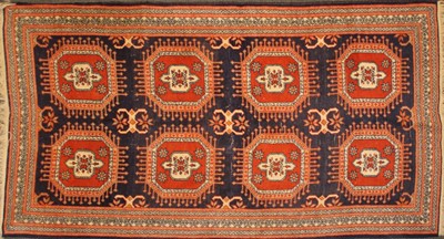 Lot 593 - A hand knotted Persian rug