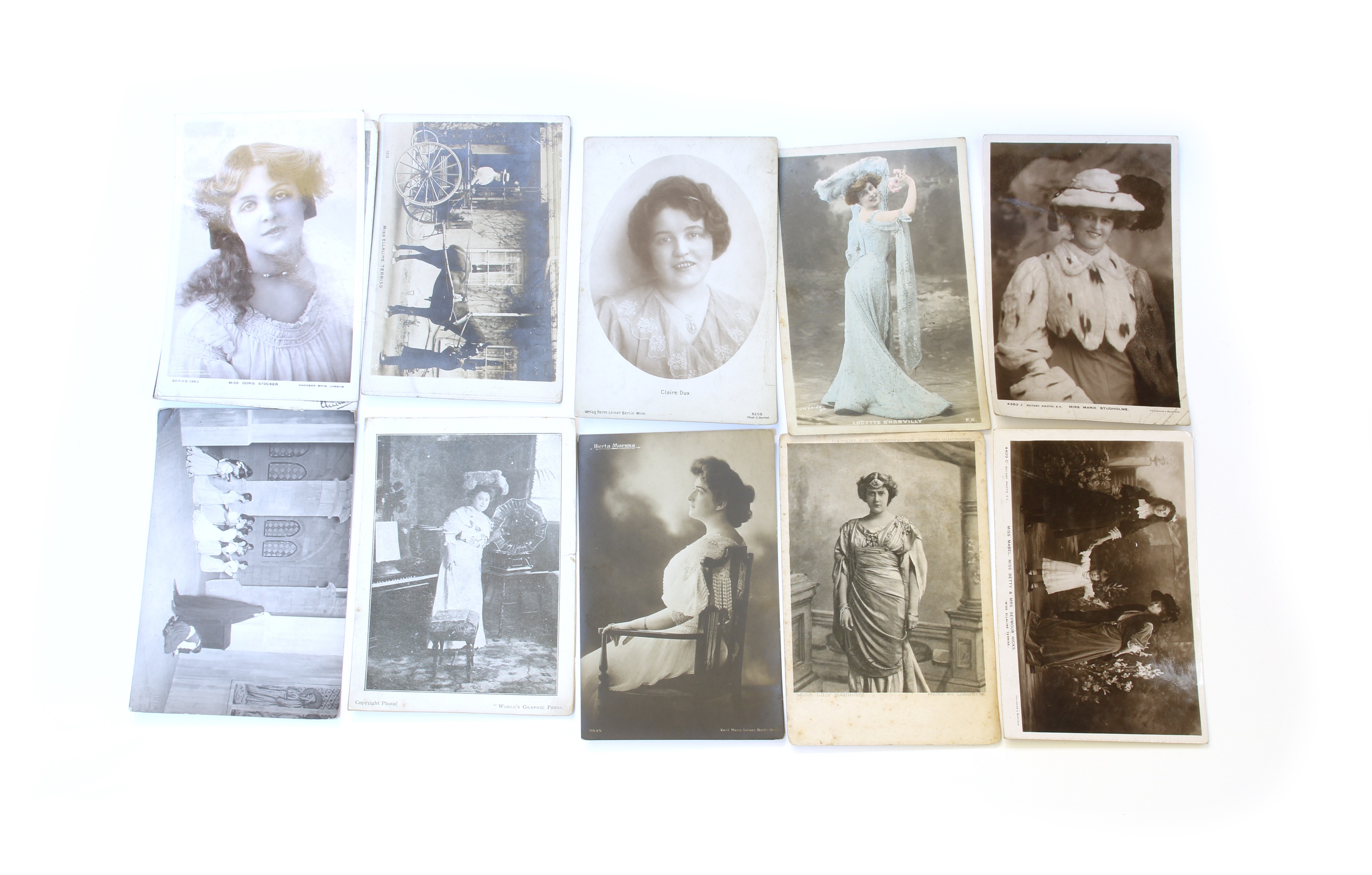 Lot 177 Over 150 vintage film star postcards and