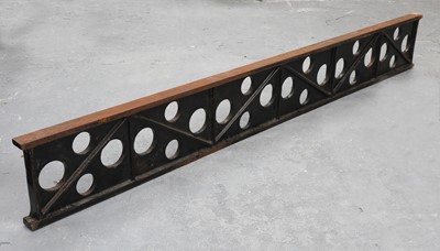 Lot 442 - An architectural steel 'I' beam