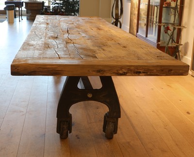 Lot 443 - A massive refectory table