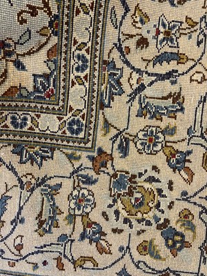 Lot 185 - A Persian Kashan carpet