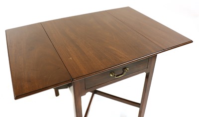Lot 320 - A George III mahogany Pembroke table