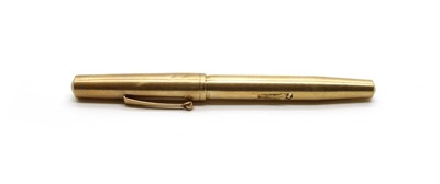 Lot 74 - A 9ct gold fountain pen