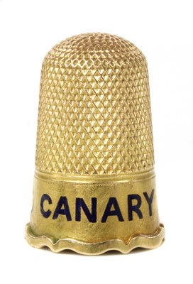 Lot 124 - Of racing interest: a Victorian gold thimble