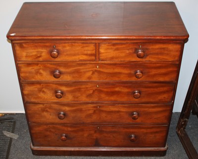 Lot 567 - A Heals mahogany chest of drawers
