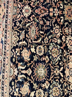 Lot 121 - A Persian Bidjar carpet of Mahi design