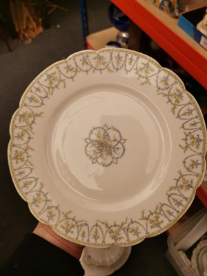 Lot 153 - A Haviland and Co. Limoges service