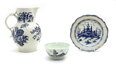 Lot 353 - A mid18th century English porcelain slop bowl