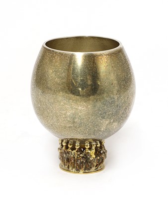 Lot 408 - A silver gilt goblet