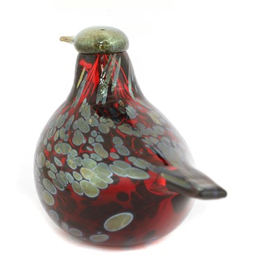 Lot 120 - An Iittala glass 'Rubiinilintu' bird