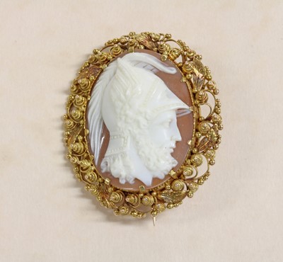 Lot 23 - A Regency gold oval shell cameo
