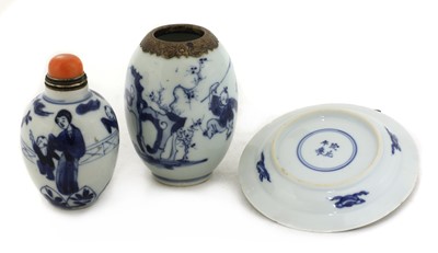 Lot 9 - A collection of Chinese blue and white