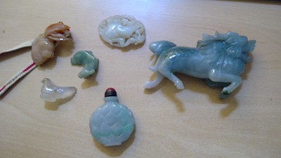 Lot 29 - A group of Chinese jade and soapstone carvings