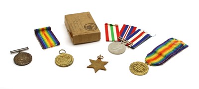 Lot 135 - A collection of First and Second World War medals