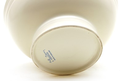 Lot 208 - A white pedestal bowl