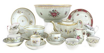 Lot 249 - New Hall porcelain teawares