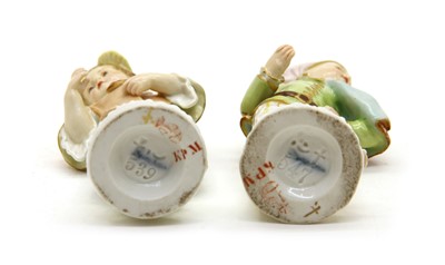 Lot 144 - A pair of small Berlin figures