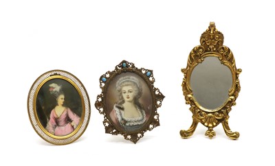 Lot 127 - A miniature painting of a lady in gilt frame