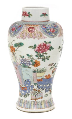 Lot 29 - A Chinese famille rose vase