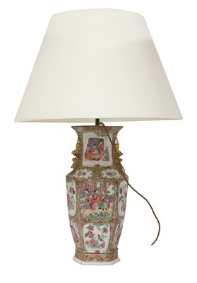 Lot 165 - A Chinese vase table lamp and shade