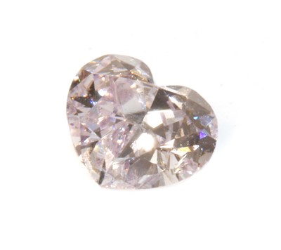 Lot 487 - An unmounted heart shaped brilliant cut diamond