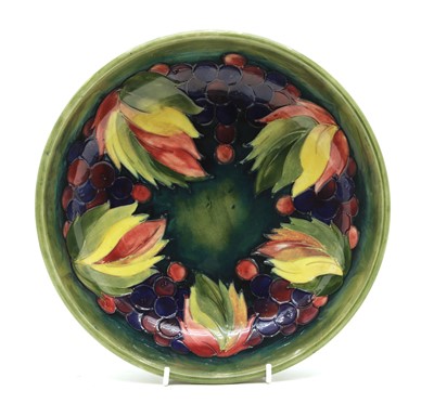 Lot 199 - A Moorcroft  'Leaf and Berry' bowl