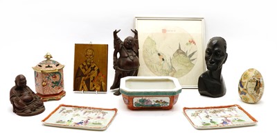 Lot 282 - A collection of Oriental pottery and porcelain