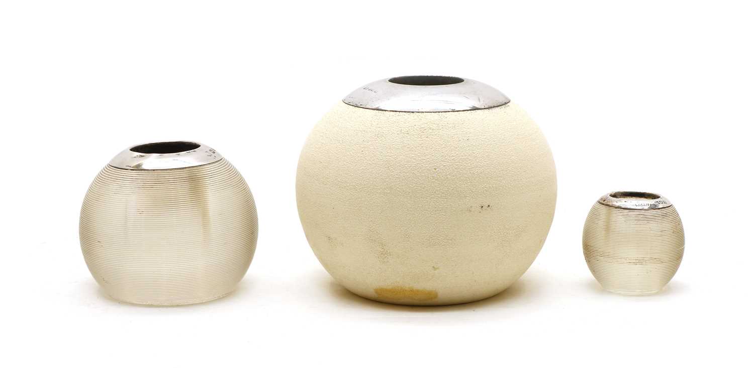Lot 69 - A silver mounted spherical ceramic vesta