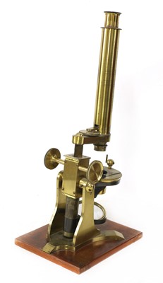Lot 872 - A brass monocular microscope
