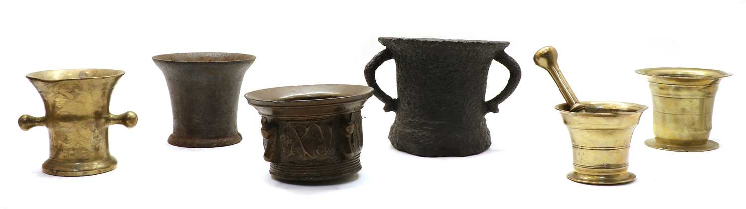 Lot 259 - A collection of antique mortars