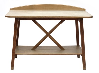 Lot 89 - A Gordon Russell oak side table