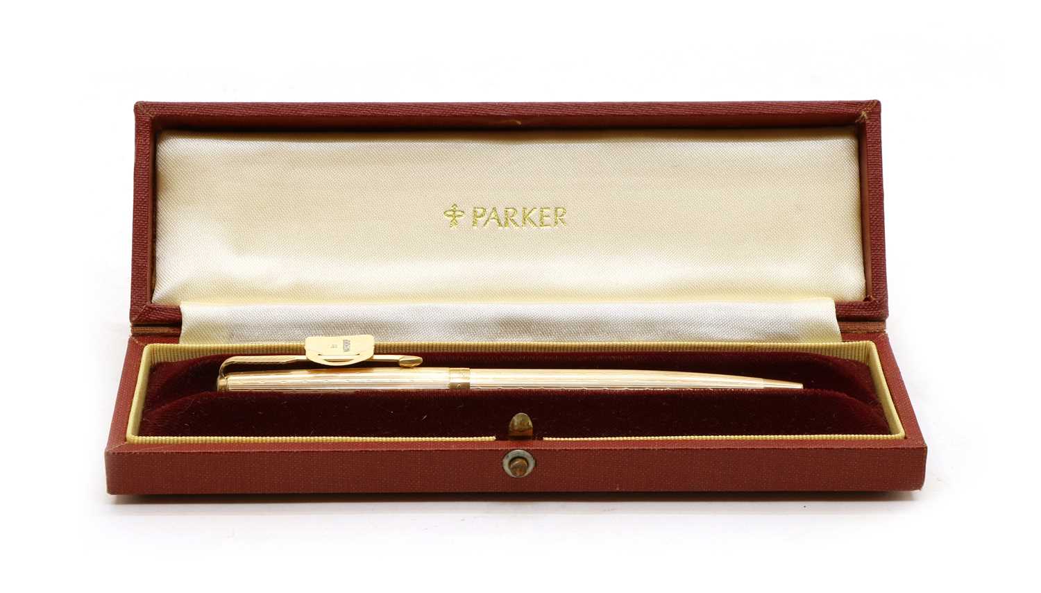Lot 6 - A 9ct gold Parker waterdrop pen