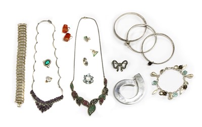 Lot 431 - A quantity of silver jewellery