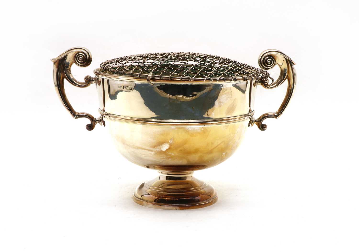 Lot 9 - A late Victorian silver twin handled rose bowl