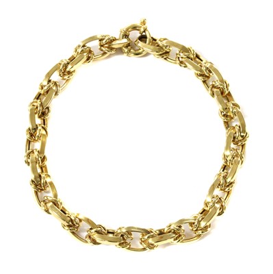 Lot 69 - A 14ct gold hollow link bracelet