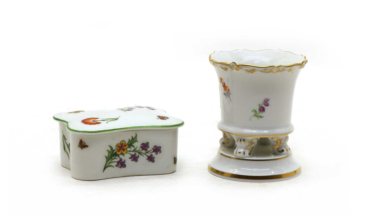 Lot 45 - An early 20th century Meissen porcelain miniature comport
