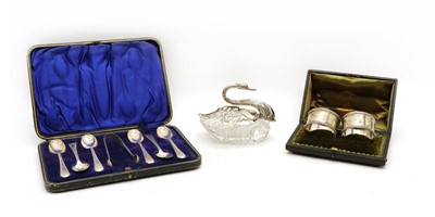 Lot 7 - A pair of cased silver napkin rings