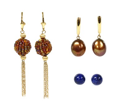 Lot 400 - A pair of gold lapis lazuli stud earrings