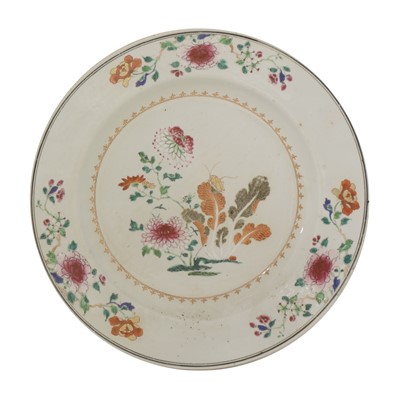 Lot 224 - A Chinese famille rose charger