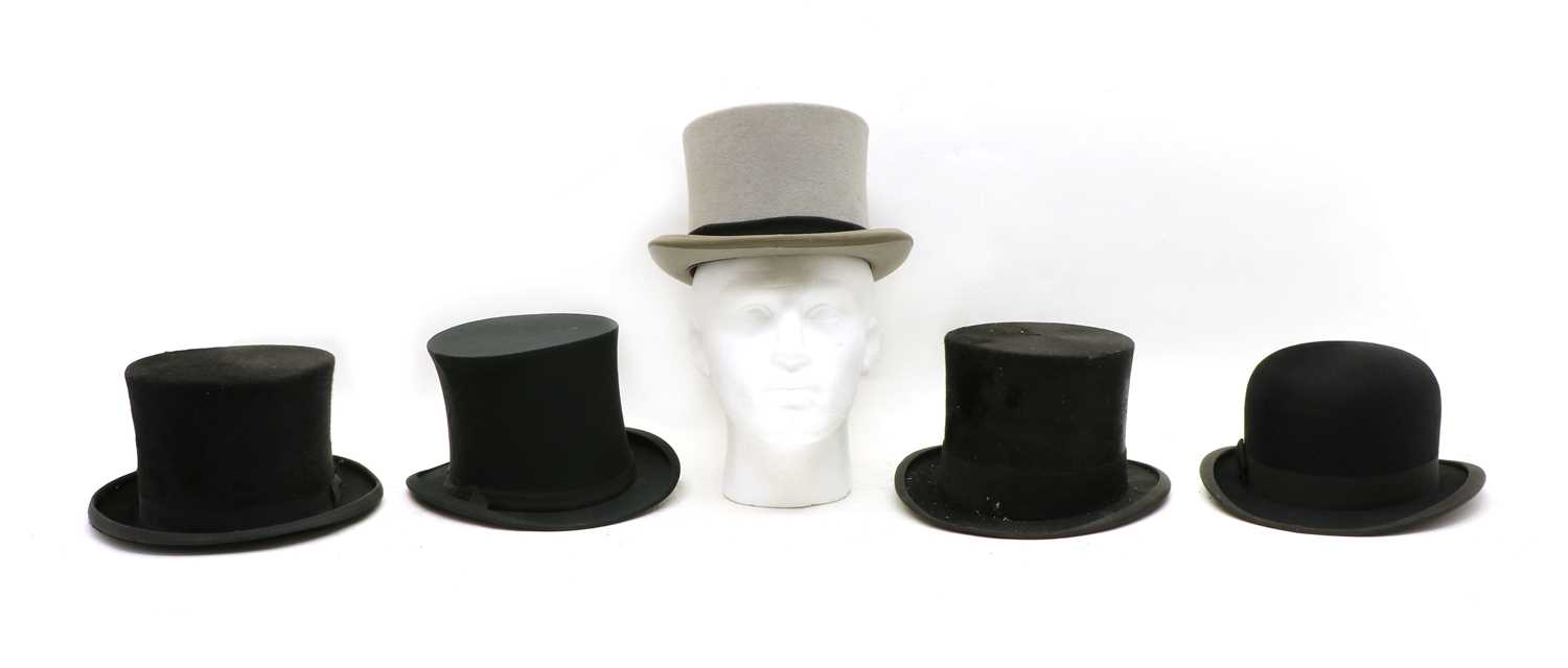 Lot 22 - A collection of top hats