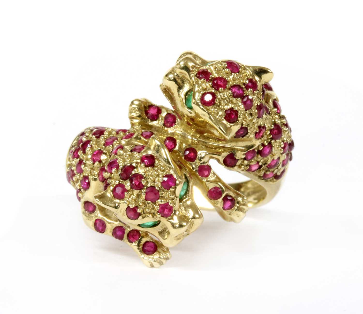 Lot 120 - A 9ct gold ruby and emerald set panther ring