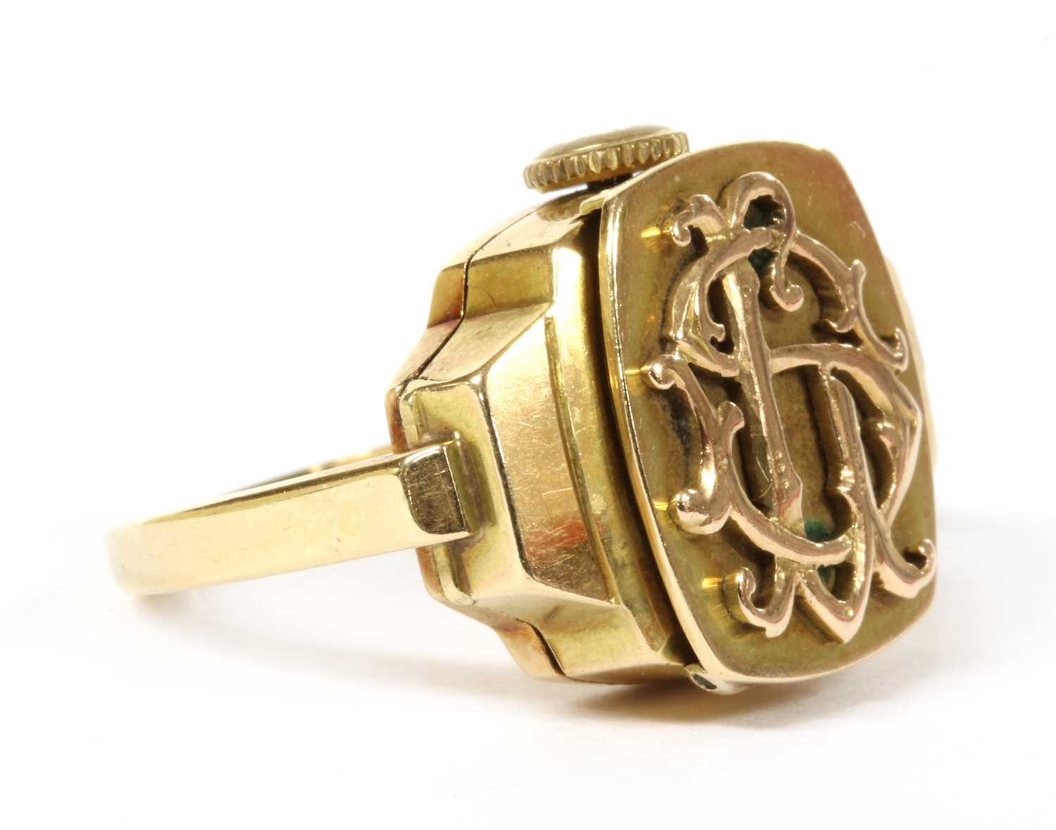 Lot 15 - A gold mechanical watch ring